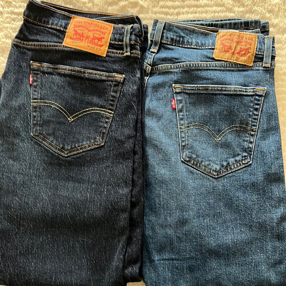 Men’s Levi’s 505 jeans/waist 34, length 30 both worn once. Both pairs.